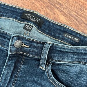 Judy Blue Women's Anya Straight Fit Jeans - Indigo, Dark Wash, EUC